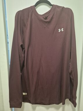 Under Armour Men’s Maroon Long-Sleeve Training Tee- Loose